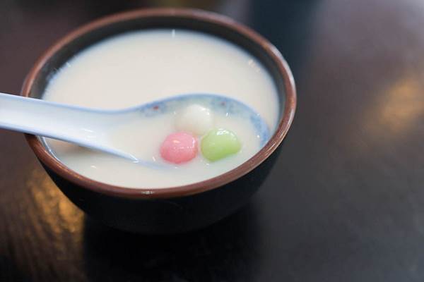Soy Milk with Glutinous Rice Balls in a Bowl